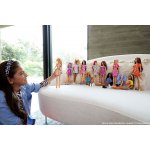 Barbie Büyüleyici Parti Bebekleri, Mavi Şort Tulumlu