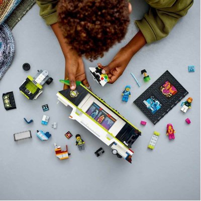 Lego City Oyun Turnuvası Tırı