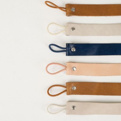 OiOi Klips Emzik Askısı, Kahverengi