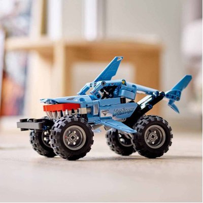 Lego Technic Monster Jam Megalodon