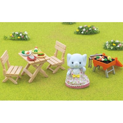 Sylvanian Families Barbekü Piknik Fil Kız