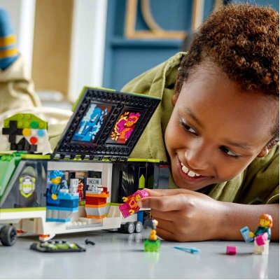 Lego City Oyun Turnuvası Tırı