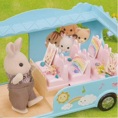Sylvanian Families Anaokulu Otobüsü