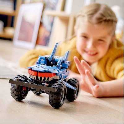 Lego Technic Monster Jam Megalodon
