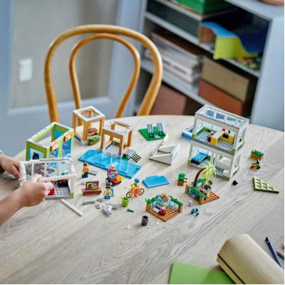 Lego City Apartman Binası