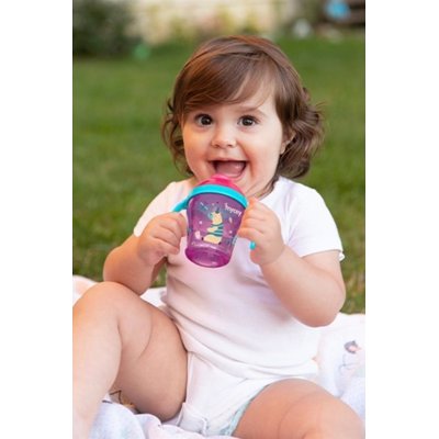 Mycey Pipetli Bardak, Kız