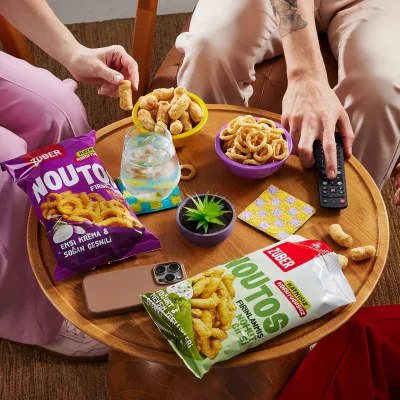 Züber Noutos Fırın Nohut Cipsi 55 Gr Yoğurt ve Mevsim Yeşillikleri