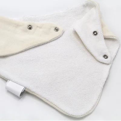 BabyJem Ahşap Diş Kaşıyıcılı Bürümcük Müslin Önlük, Ekru