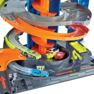Hot Wheels Mega Garaj Oyun Seti
