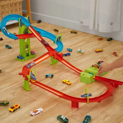 Hot Wheels Neon Yarışlar Çoklu Yarış Heyecan Pist Seti